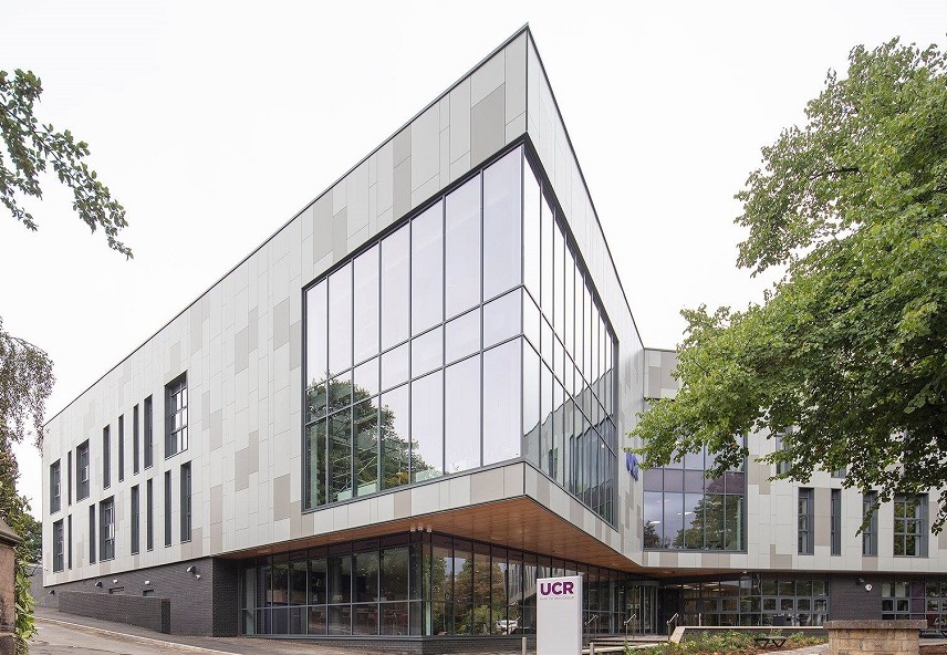 UCR (2)
