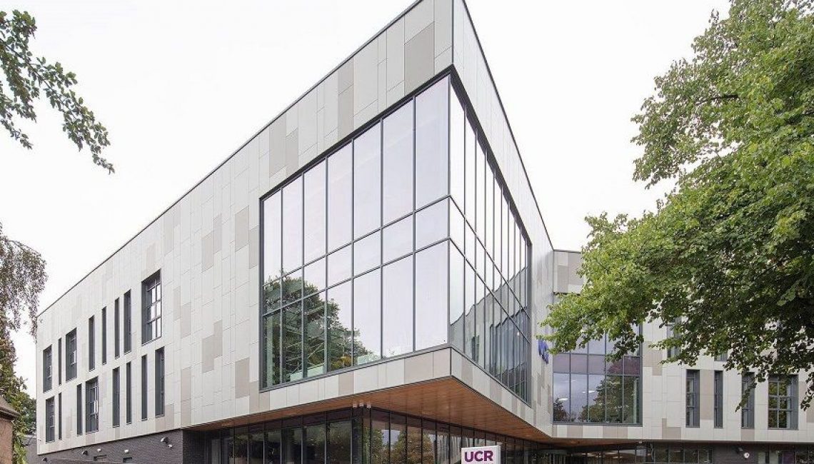 UCR (2)